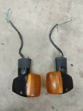 33610-kaf-670 2fastmoto Used Left And Right Rear Turn Signals For Honda Cb Cbr Vf700 Vfr Others