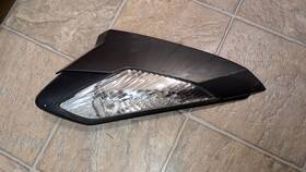 46638533968 Bmw 2009-13 R1200rt K26 Front Right Turn Signal Indicator With Frame Cover Piece