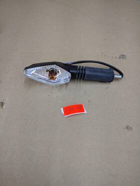 Y0504.7aa Buell 2010-2011 Oem Xb 9sx Front Right Turn Signal Y0504.7aa Buell 2010-2011 Oem Xb 9sx Front Right Turn Signal
