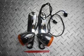 2199198 Harley-davidson 15-23 Tiuring Oem Front Left Right Turn Signals Light