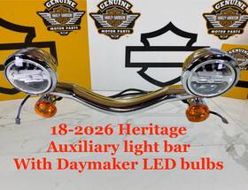 47892 Harley-davidson 18-26 Oem M8 Softail Heritage Auxiliary Passing Fog Light Lamps Bar