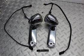 67800544 Harley-davidson 2016 Street Glide Cvo Flhxse Front Turn Signals Set