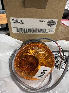 Harley-davidson 67800624 Genuine Rear Led Turn Signal / Tail Light Run Brake Black 67800171