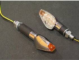 Hh-68-563 Highway Hawk Led Triangle Space Turn Signal Set - Long Stem Chrome