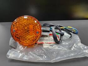 33400-get-671 Honda Oem Nos Front Right Turn Signal 02-09 Metropolitan Chf50