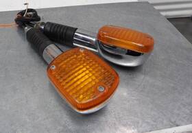 Honda 33400-mf5-770 84 Shadow Vt 700c Front Turn Signals
