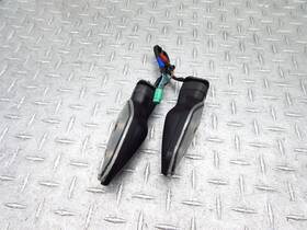 33400-mjr-671 Honda 2014 14-16 Gl1800c Valkyrie Oem Front Turn Signals Blinkers Indicators