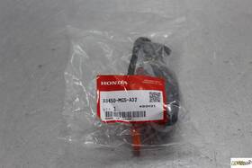33450-mgs-a32 Honda 2023 Cbr600rr Left Front Turn Signal Light Indicator 13 Nos