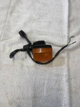 33350-mg2-671 Honda 33550-kl3-671 Oem Left Front Turn Signal Xl350r Xl600r Xr250l Xl250r