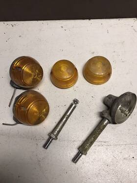90154-455-670 Honda Cb Cl Xl Cb200 Cb350 Cb450 Elsinore Front Turn Signal Lot Stem Lens