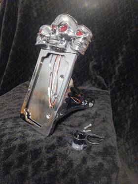Mt301-s-cd6 Httmt W/ Skull Led Brake Tail Light 7/8 Inch 1 Axle Chrome Side Mount License Plate Frame