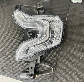 2415124 Indian 2021 20-23 Challenger Dark Horse Front Left Turn Signal Light Lamp Lens