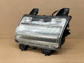Wy21w Infiniti 2018-2022 Jeep Wrangler And Gladiator Left Lh Drl Turn Signal Park Light Assy Oem