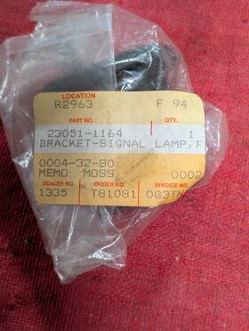 23051-1164 Kawasaki 1986-2009 Ex Zr And Zx Models Front Signal Lamp Bracket Part#23051-1164