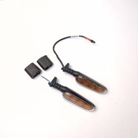 2d0005269 Moto Guzzi 21-25 V7 Stone Front Left And Right Turn Signal Indicator Flasher Oem