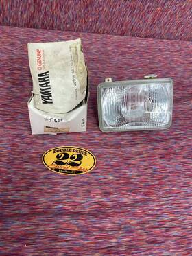 11u-84321-g0 Yamaha Genuine Nos Headlight Lens
