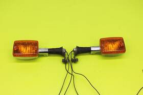15r833037 Yamaha 1982-1983 Xj750 Maxim Rear Left Right Turn Signal Assembly Pair