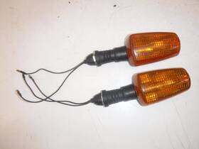 2ek-83330-00-00 Yamaha 87-01 Razz 50 Rear Left Right Turn Signals Light Indicators Oem