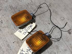 2h7-83330-70-00 Yamaha 1979 Xs1100 Oem Rear Left Right Turn Signals Light Indicators