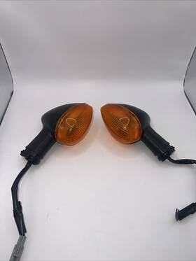 5pw-83320-11-00 Yamaha Front Flasher Light Assy Right And Left Pair Set Fz1 06-10 Oem