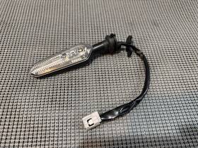 B7n833100000 Yamaha Blinker Indicator Mt 09 2021-2022 Mt09 B7n