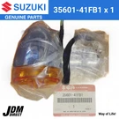 New Oem Suzuki 2001-2009 Boulevard C50 VL800 Front Right Turn Lamp 35601-41FB1. Fixed Price $64.50.