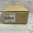 Nos Oem Kawasaki Rr Right Signal Lamp Assembly 2002-2008 ZX-6R ZX-12R 23037-1428. Fixed Price $58.14.